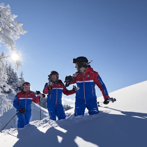 With heart and joy, we are ski instructors in the ski school Alpendorf