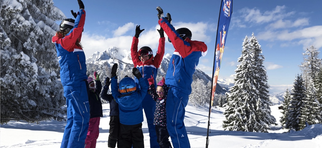 Teamwork and fun at work as a ski instructor